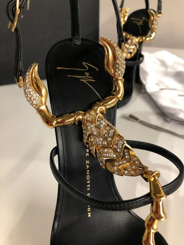 Giuseppe Zanotti Scorpion T-Bar sandals - Eu 38