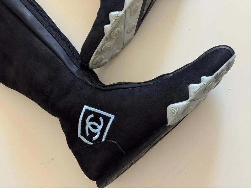 Chanel 2003 black suede boxer boots - Eu 37
