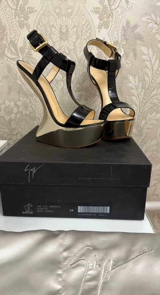 Giuseppe Zanotti wedge