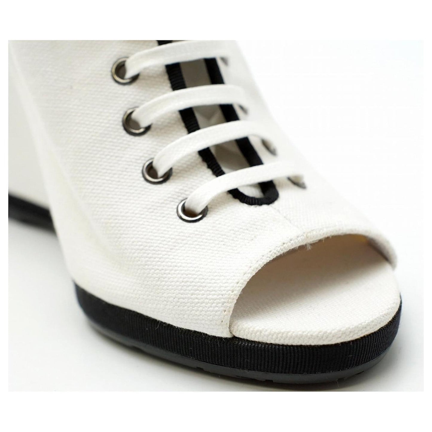 Chanel Resort 2010 white and black canvas peep-toe wedge boots. - Eu 37.5