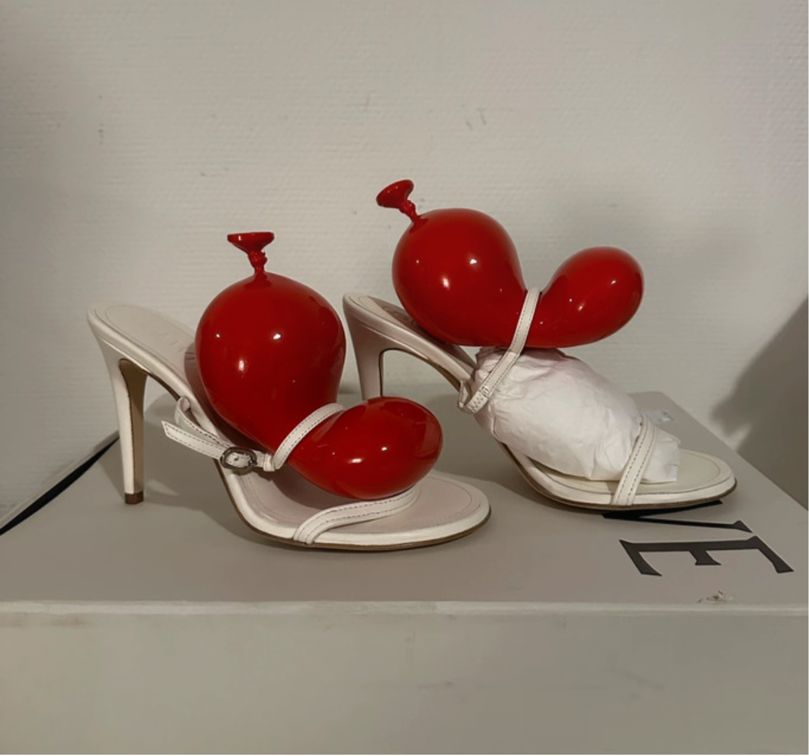 Loewe Ballon heels