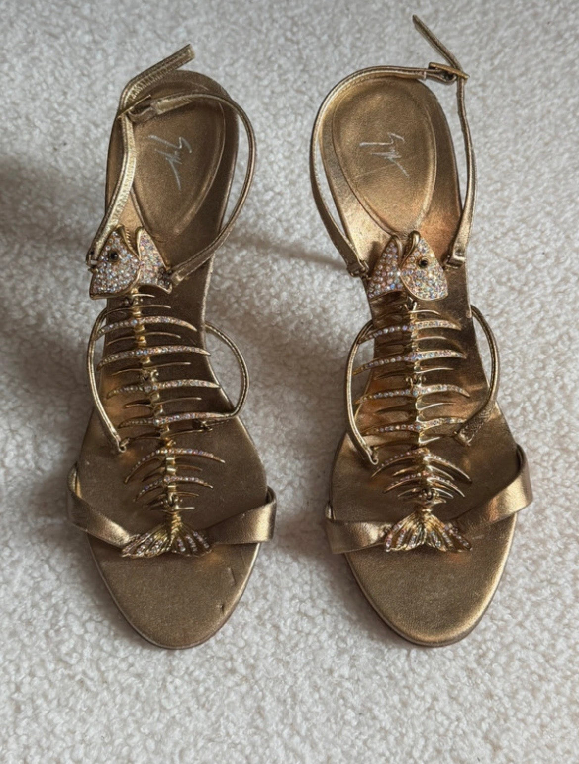 Giuseppe Zanotti Fishbone