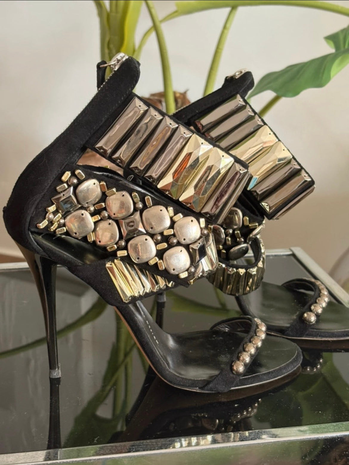 Giuseppe Zanotti Black Embellished Suede ankle strap open toe - Eu 38